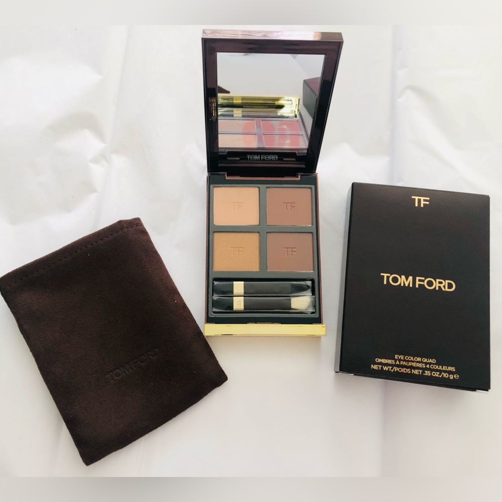 LUXURY TOM FORD EYE COLOR  QUAD EYESHADOW PALLET 🤎💛🤎